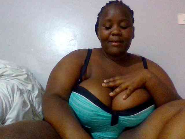 Bursty-Monique webcam