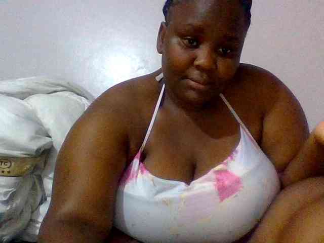 Bursty-Monique webcam