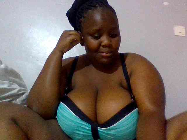 Bursty-Monique webcam