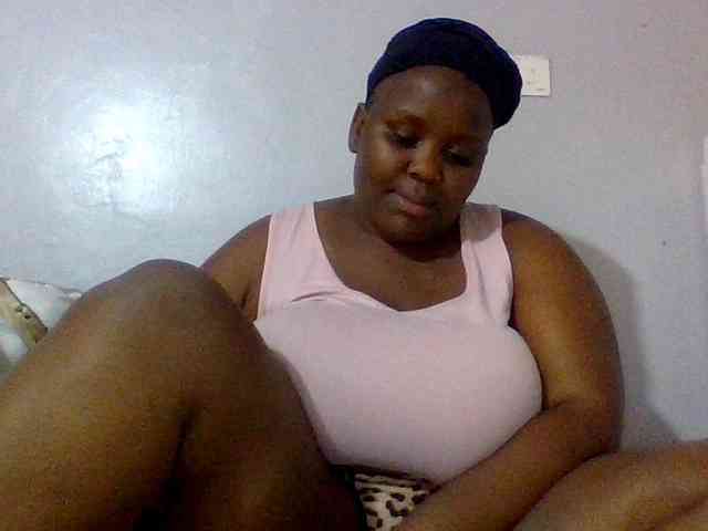 Bursty-Monique webcam