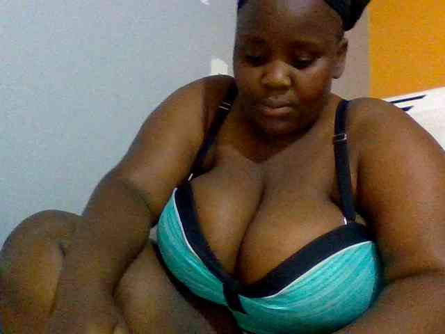 Bursty-Monique webcam