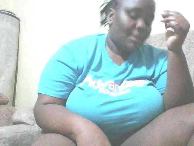 Bursty-Monique webcam