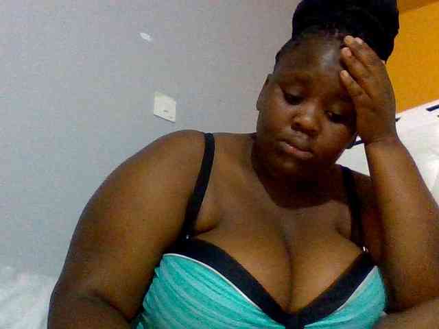 Bursty-Monique webcam