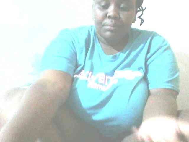 Bursty-Monique webcam