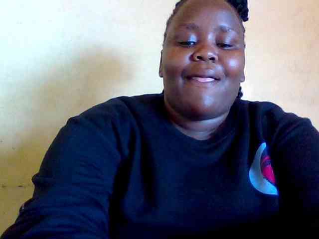 Bursty-Monique webcam