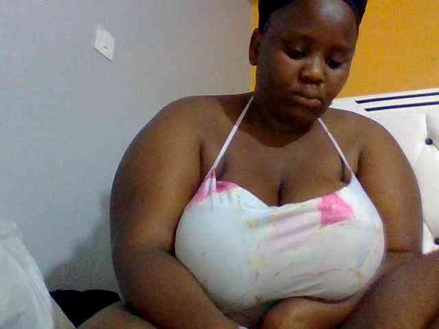 Bursty-Monique webcam