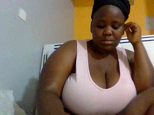 Bursty-Monique webcam