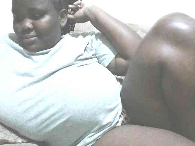 Bursty-Monique webcam