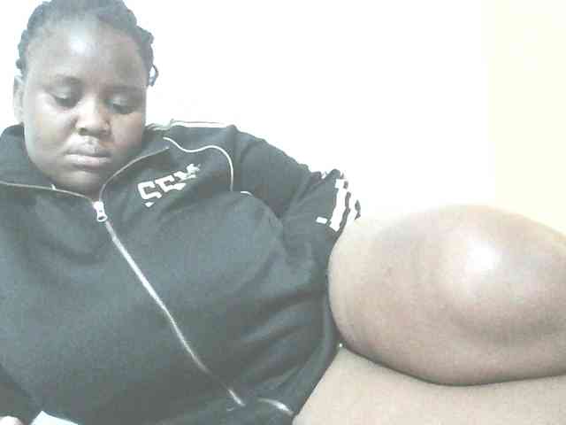 Bursty-Monique webcam