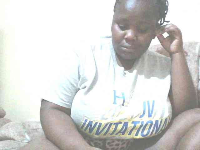 Bursty-Monique webcam