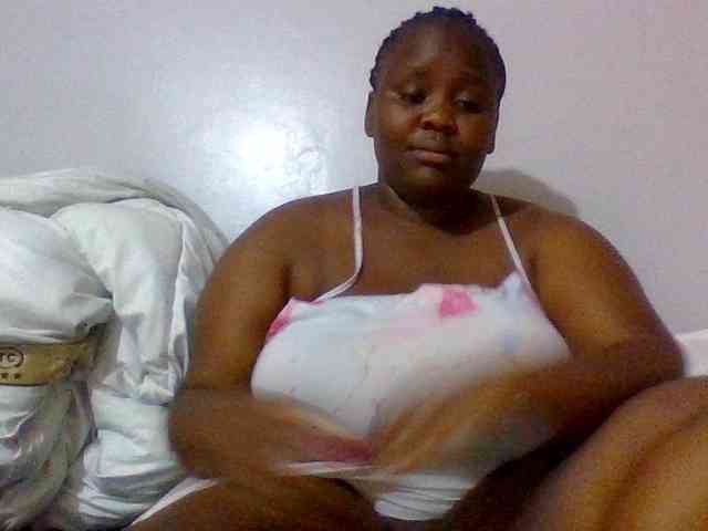 Bursty-Monique webcam