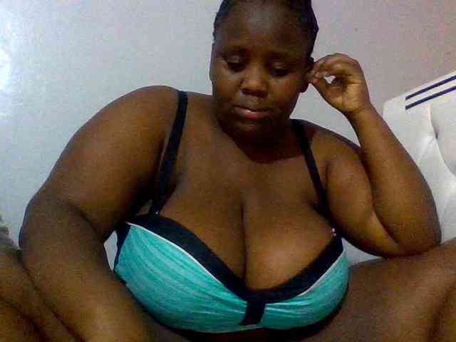 Bursty-Monique webcam