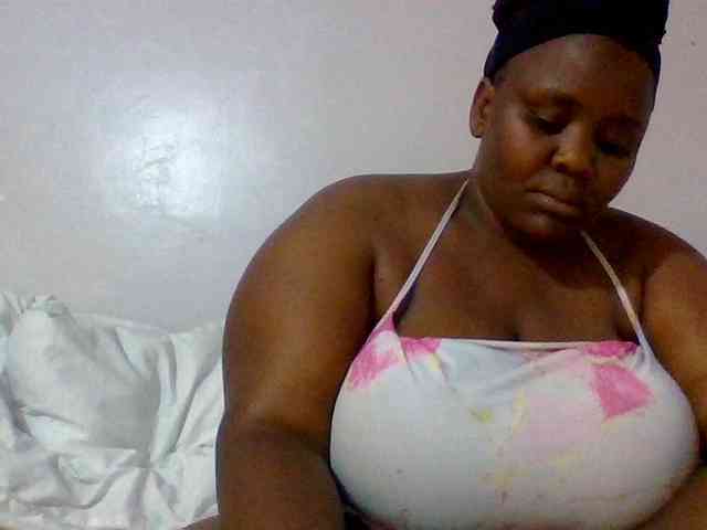 Bursty-Monique webcam