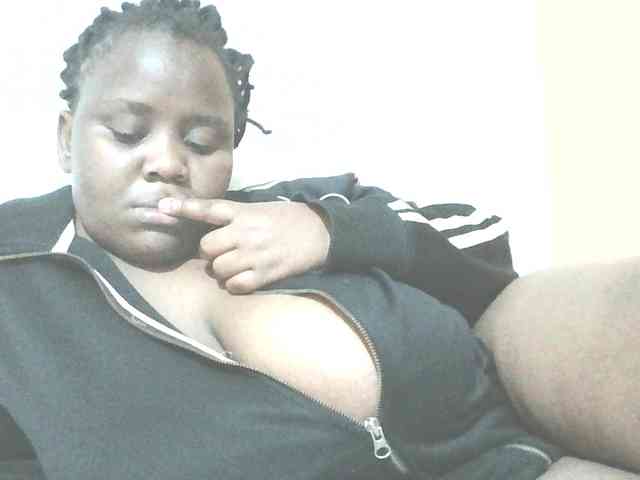 Bursty-Monique webcam
