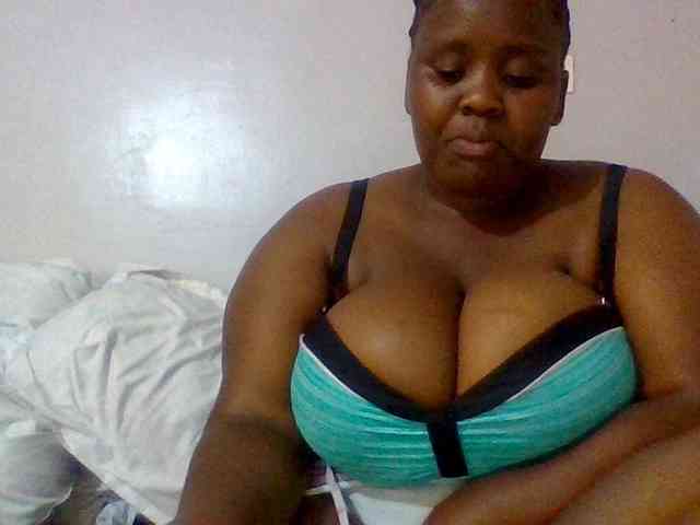 Bursty-Monique webcam