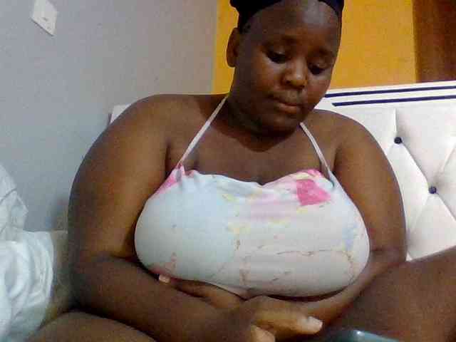 Bursty-Monique webcam