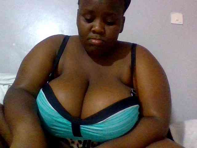 Bursty-Monique webcam