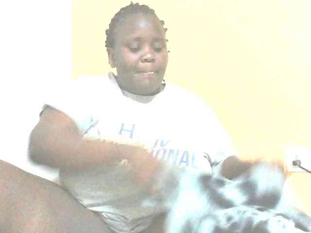 Bursty-Monique webcam