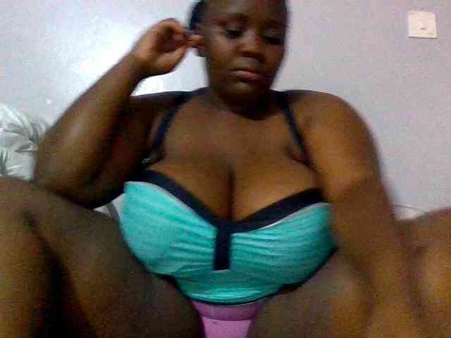 Bursty-Monique webcam