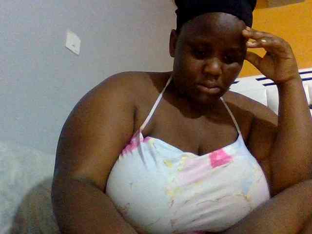 Bursty-Monique webcam