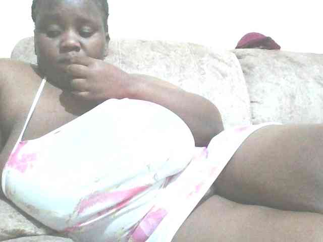 Bursty-Monique webcam