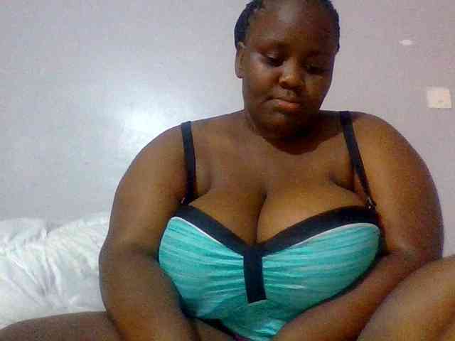 Bursty-Monique webcam