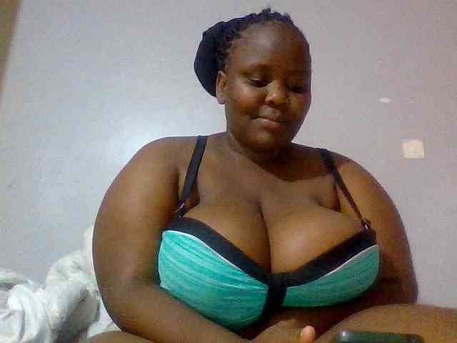 Bursty-Monique webcam