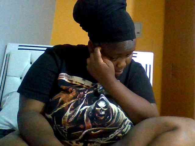 Bursty-Monique webcam