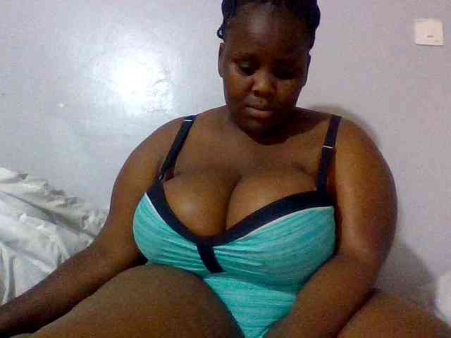 Bursty-Monique webcam