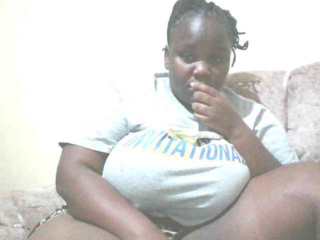 Bursty-Monique webcam