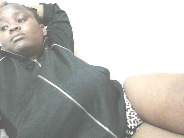 Bursty-Monique webcam
