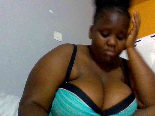 Bursty-Monique webcam