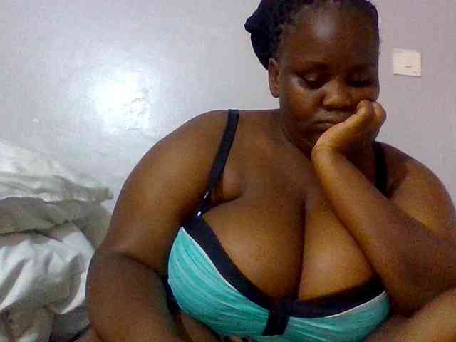 Bursty-Monique webcam