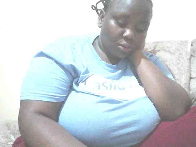 Bursty-Monique webcam