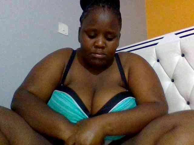 Bursty-Monique webcam