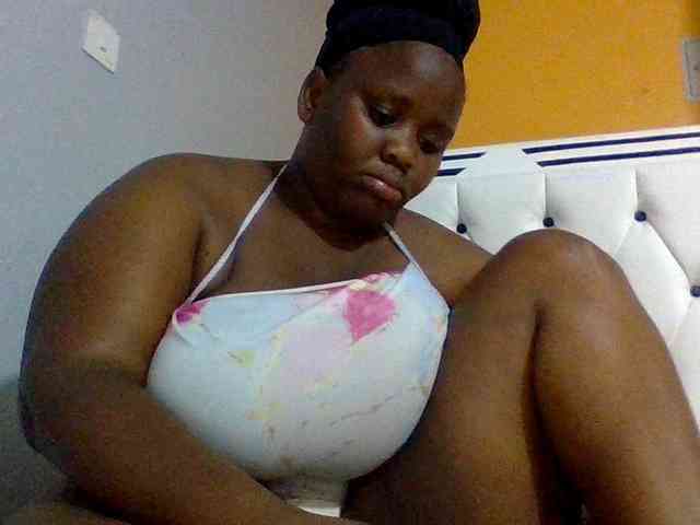 Bursty-Monique webcam
