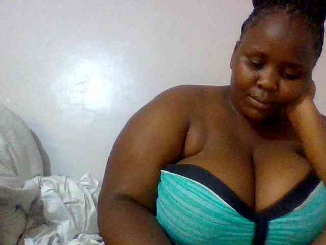 Bursty-Monique webcam