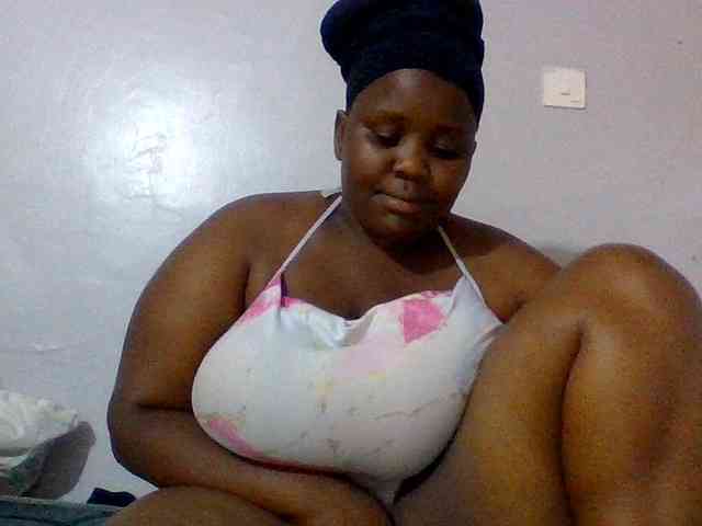 Bursty-Monique webcam