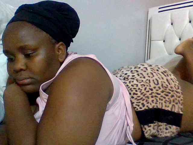 Bursty-Monique webcam