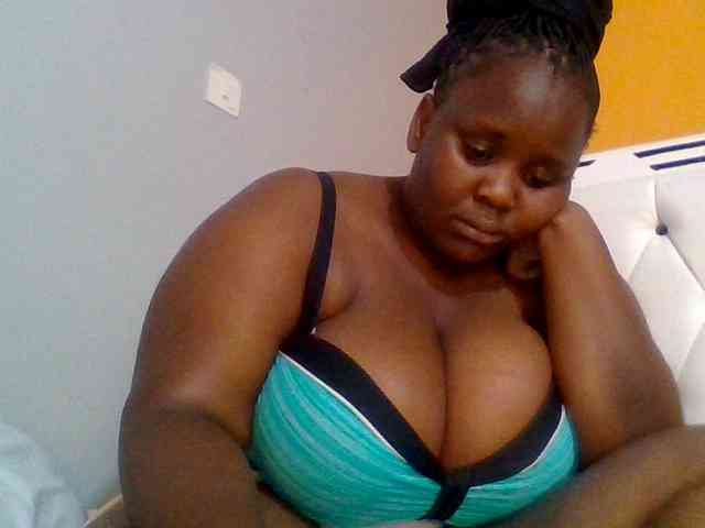 Bursty-Monique webcam