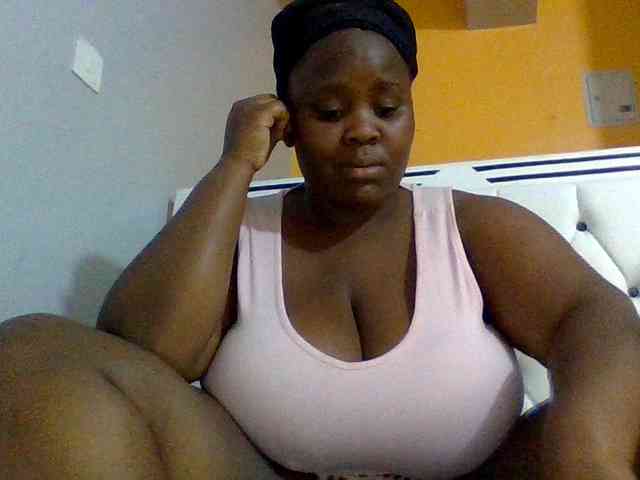 Bursty-Monique webcam