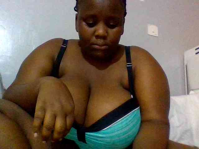 Bursty-Monique webcam