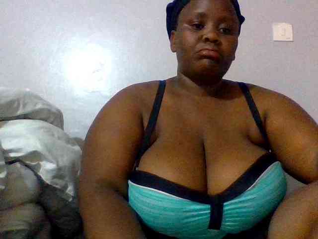 Bursty-Monique webcam