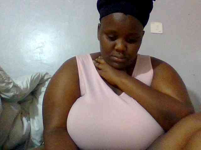 Bursty-Monique webcam