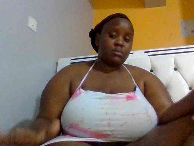 Bursty-Monique webcam