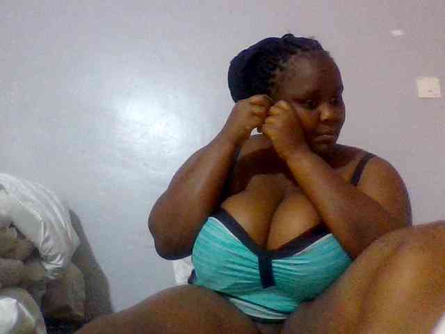 Bursty-Monique webcam