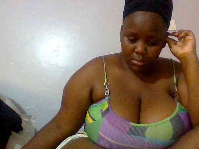 Bursty-Monique webcam