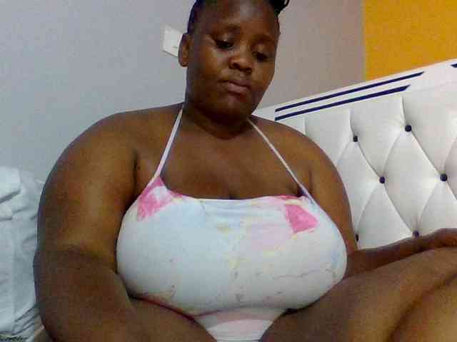 Bursty-Monique webcam