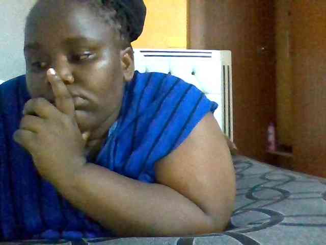 Bursty-Monique webcam