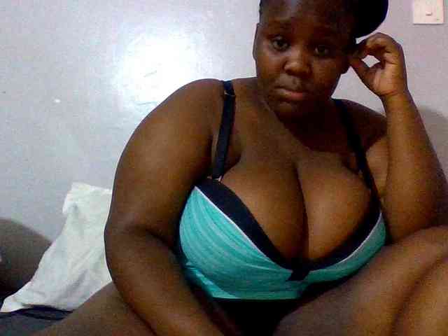 Bursty-Monique webcam